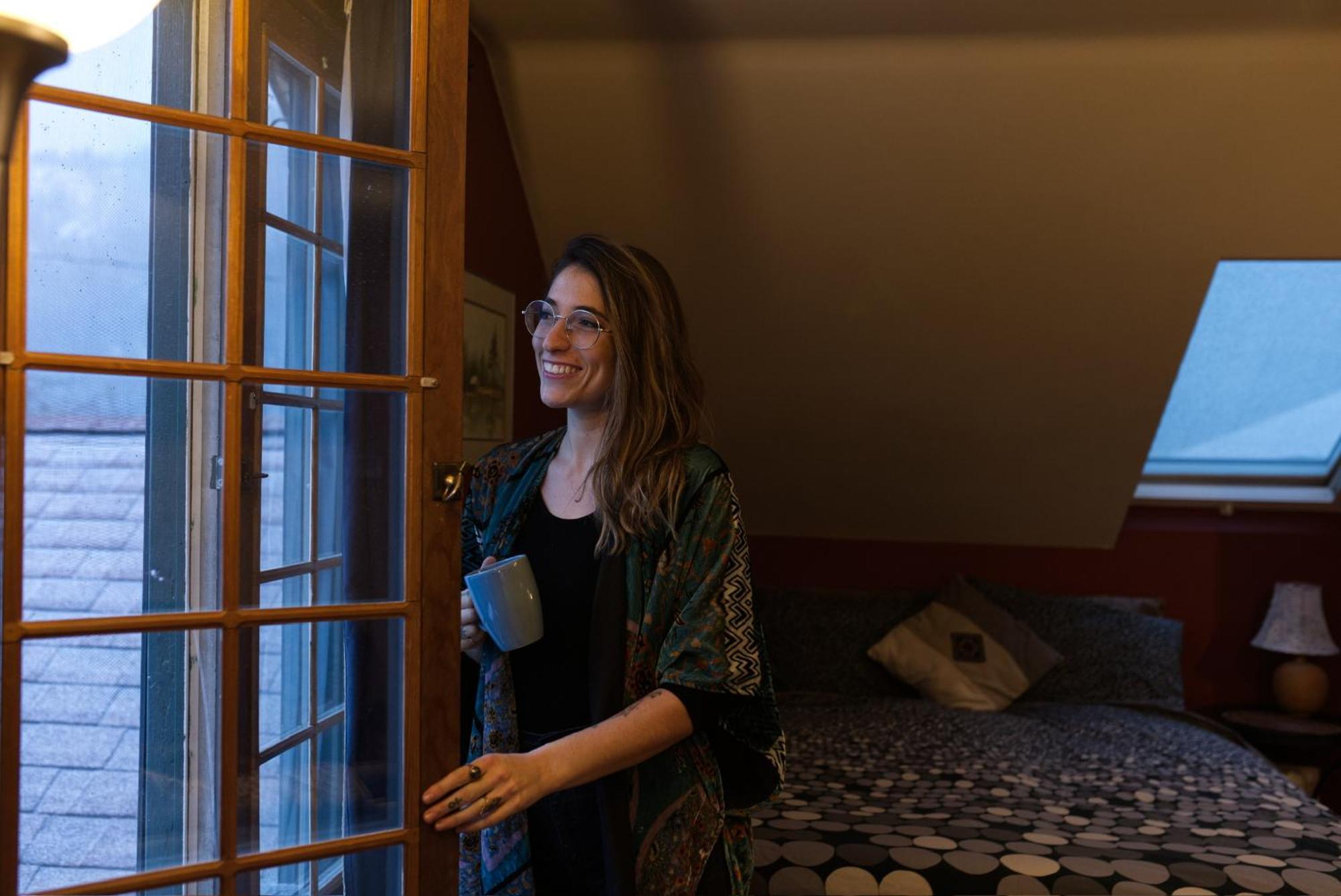Wheelchair Accessible 2 Bedroom Downtown Suite Urban Comfort- Pet-Friendly, Νέλσον Εξωτερικό φωτογραφία